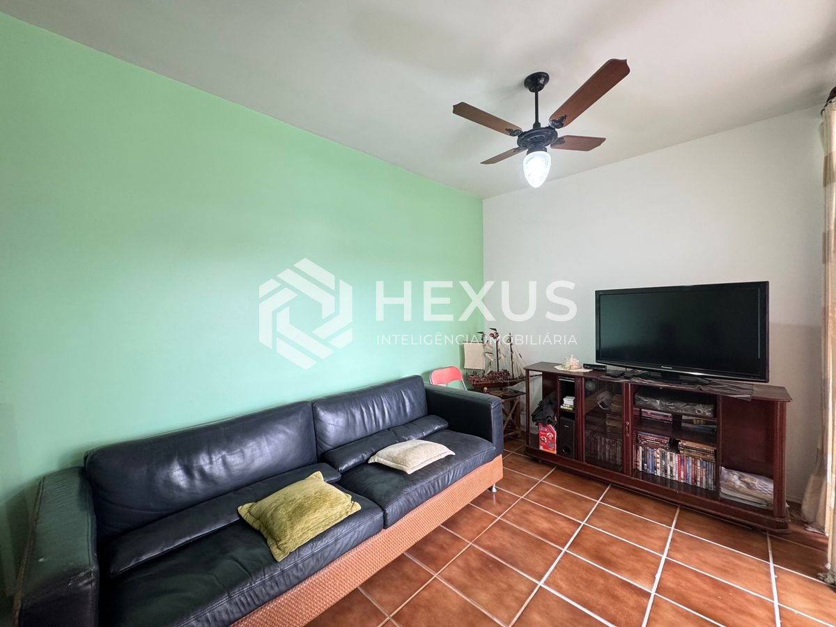 Foto 5 de Apartamento com varanda e lazer a 250m da praia na região do Tortugas na Enseada, Guarujá