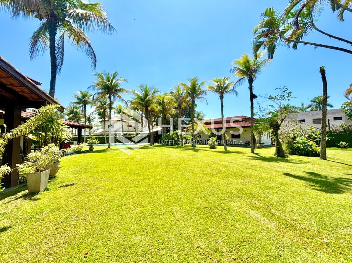 Foto 4 de Casa reformada com piscina e área gourmet no Jardim Acapulco, Guarujá