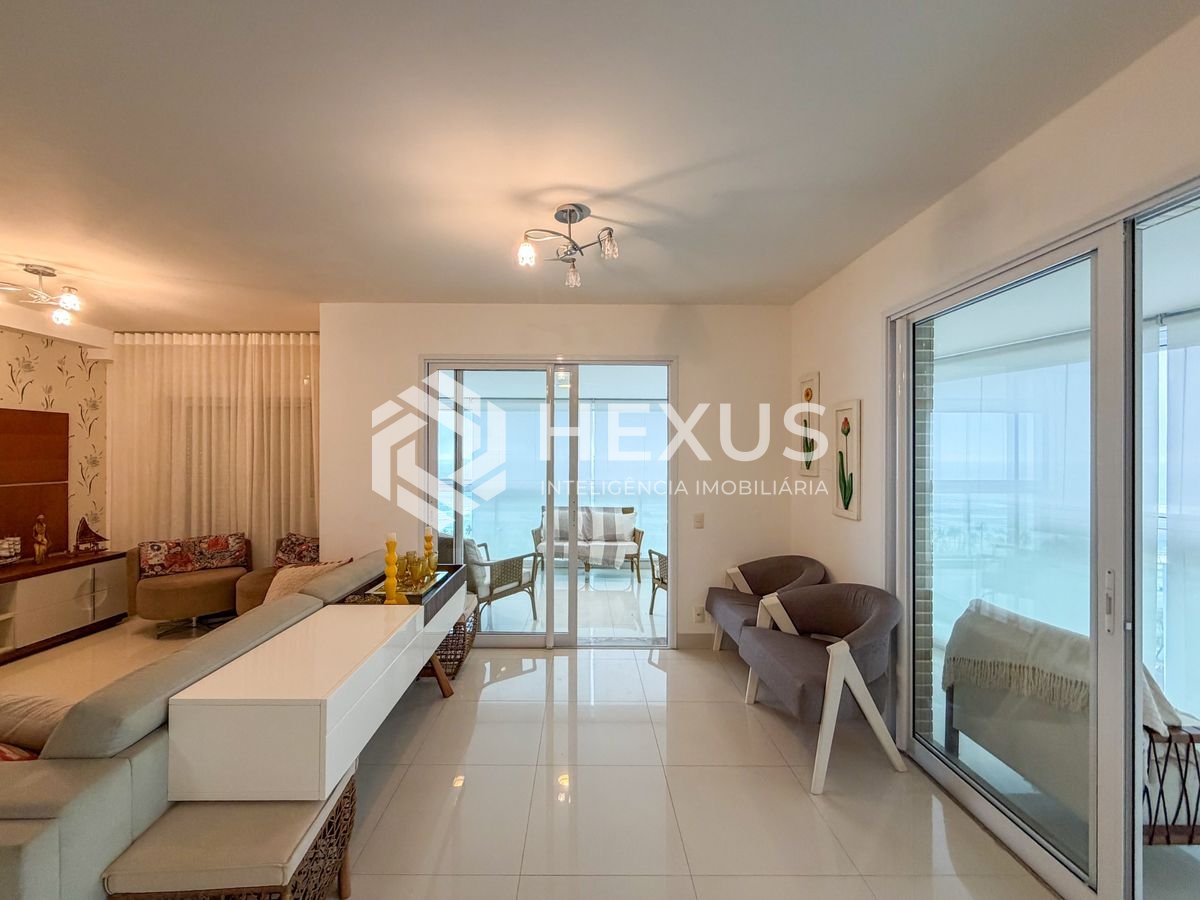 Foto 4 de Apartamento reformado com varanda gourmet vista mar e lazer a 150m da praia na região do Casagrande na Enseada, Guarujá