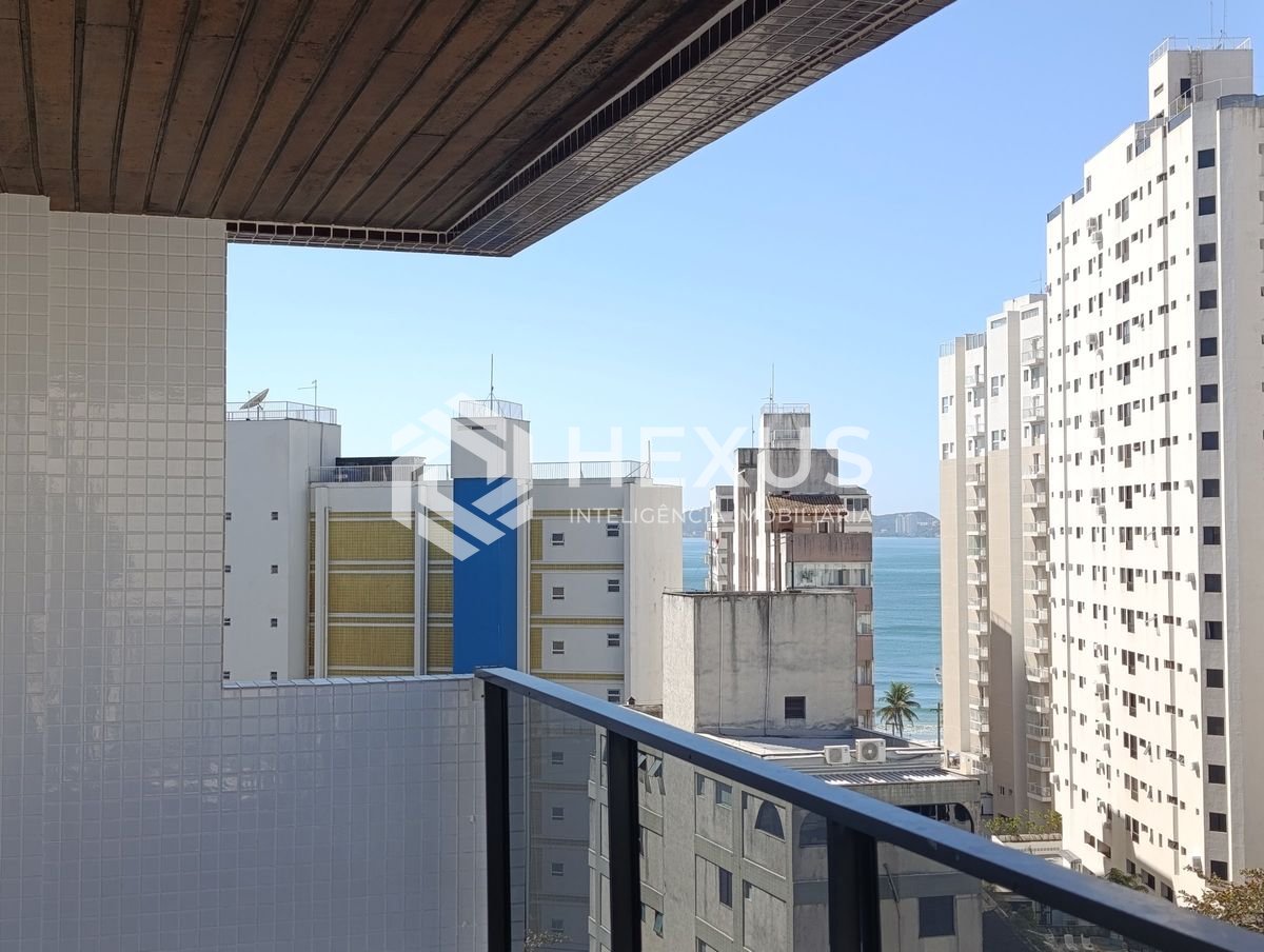 Foto 3 de Apartamento com varanda vista mar e lazer a 200m da praia no Jardim Astúrias, Guarujá