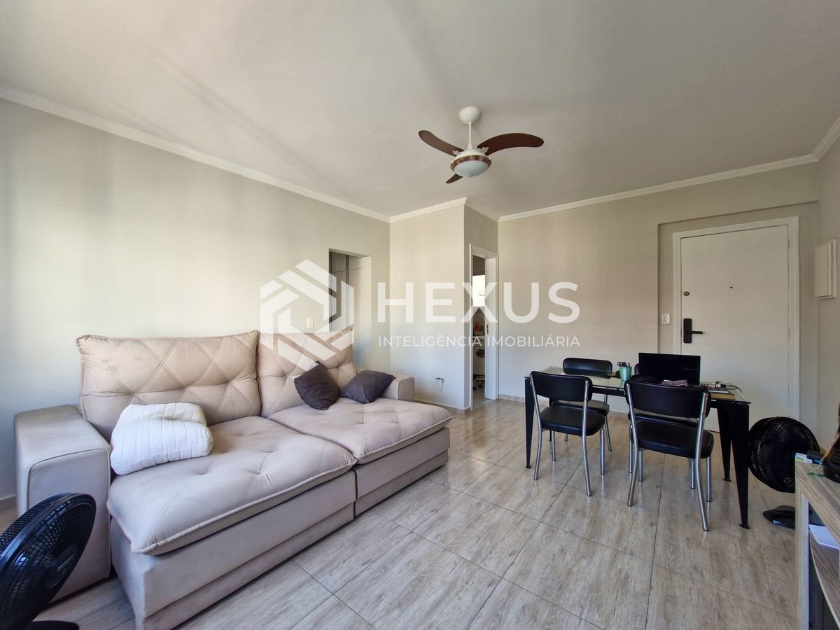Foto 4 de Apartamento reformado a 200m da praia no Jardim Astúrias, Guarujá