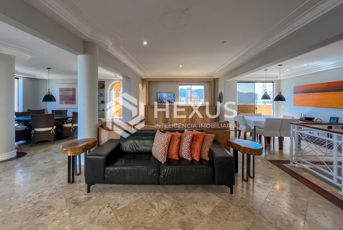 Foto 5 de Cobertura Triplex com varanda gourmet e lazer na região da Brunella na Enseada, Guarujá