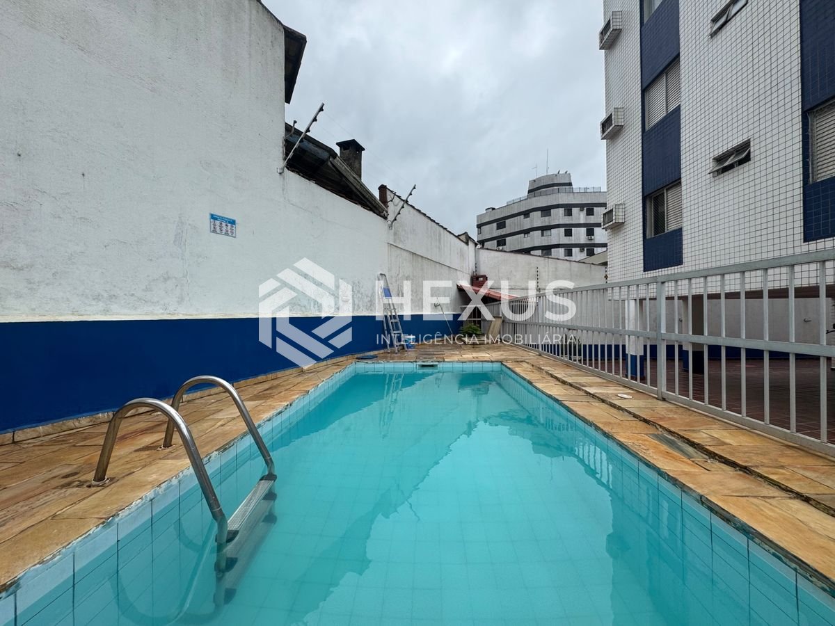 Apartamento com lazer a 800m da praia na Enseada, Guarujá