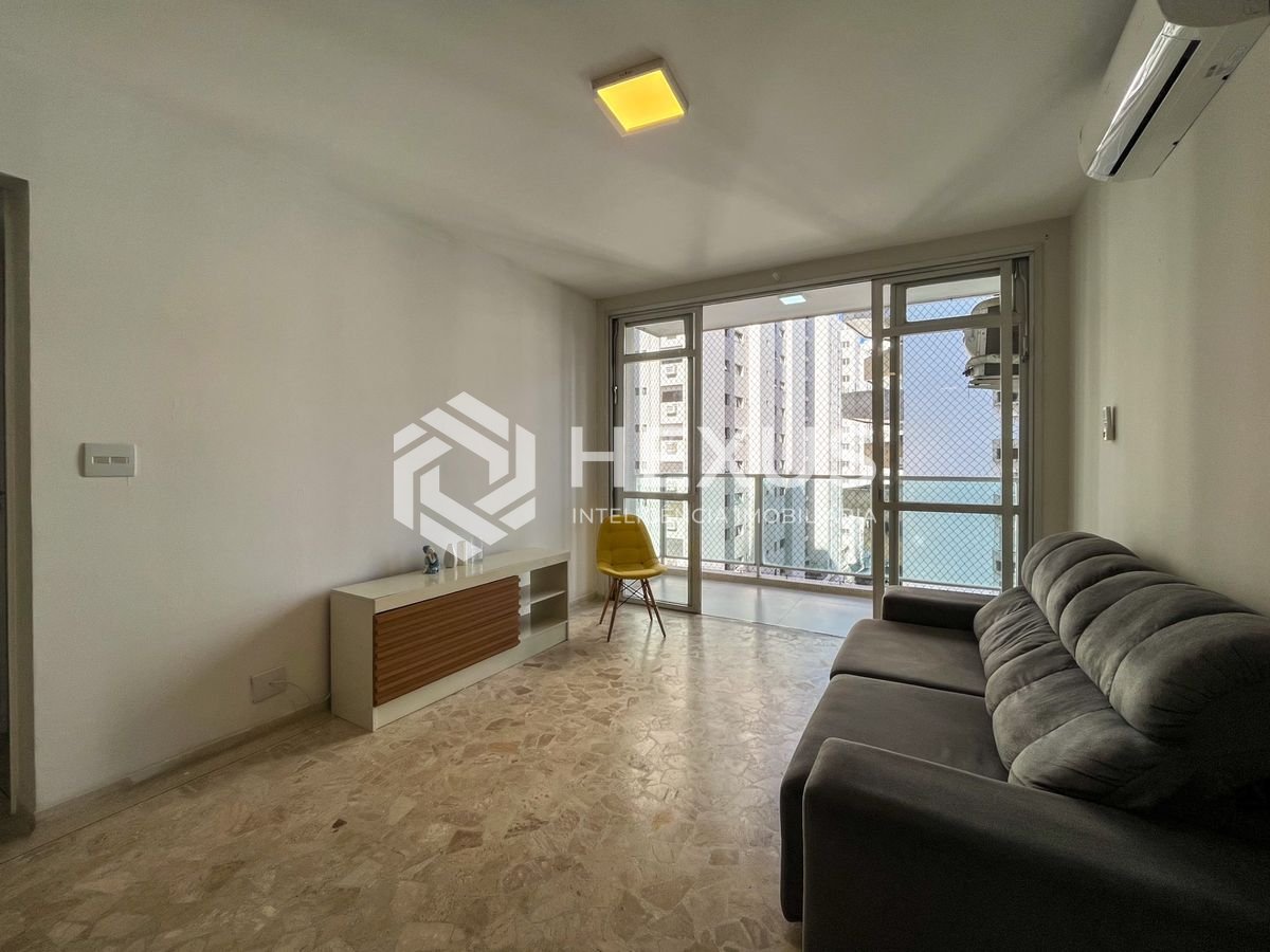 Foto 5 de Apartamento com varanda e lazer nas Pitangueiras, Guarujá
