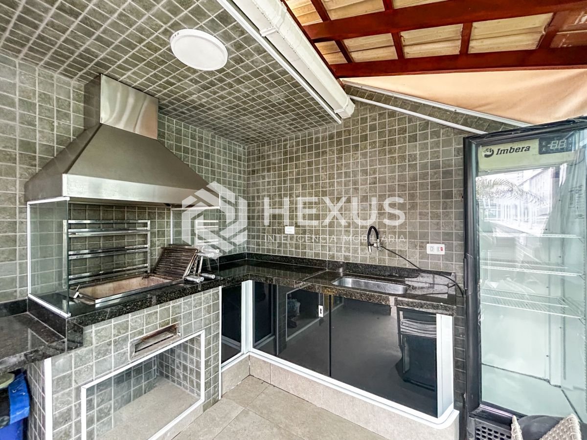 Foto 3 de Apartamento reformado com varanda gourmet vista mar na Enseada, Guarujá