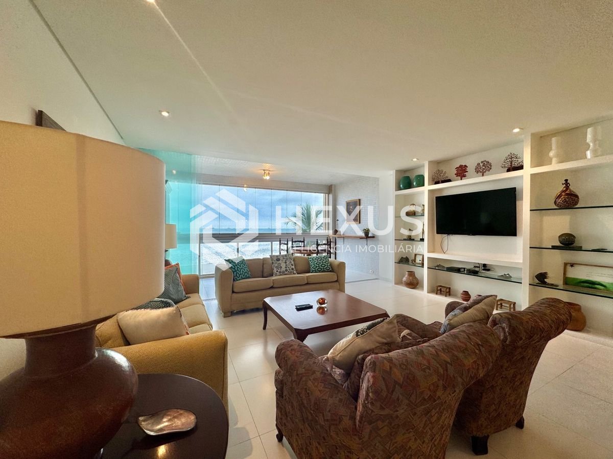 Apartamento em Pitangueiras — foto 1