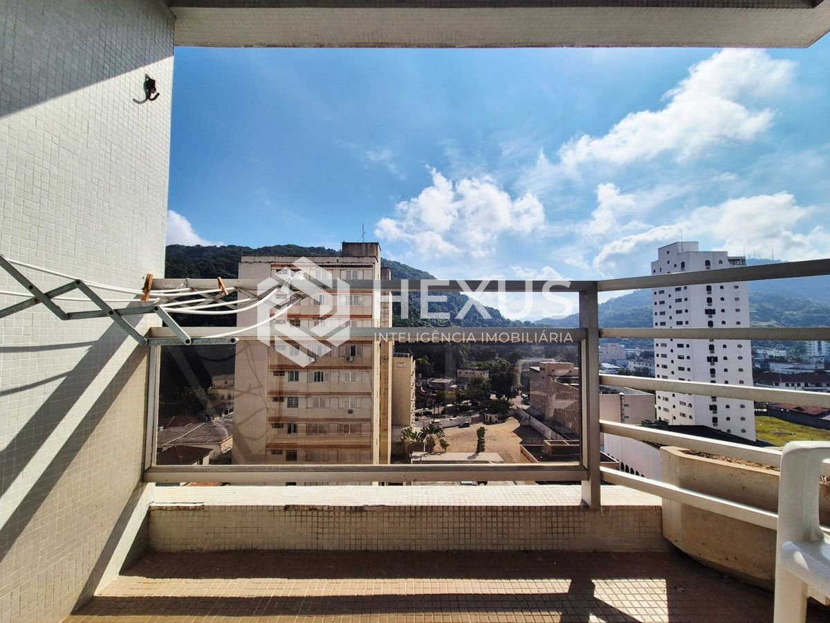 Foto 4 de Apartamento com varanda e lazer a 2 quadras da praia nas Pitangueiras, Guarujá