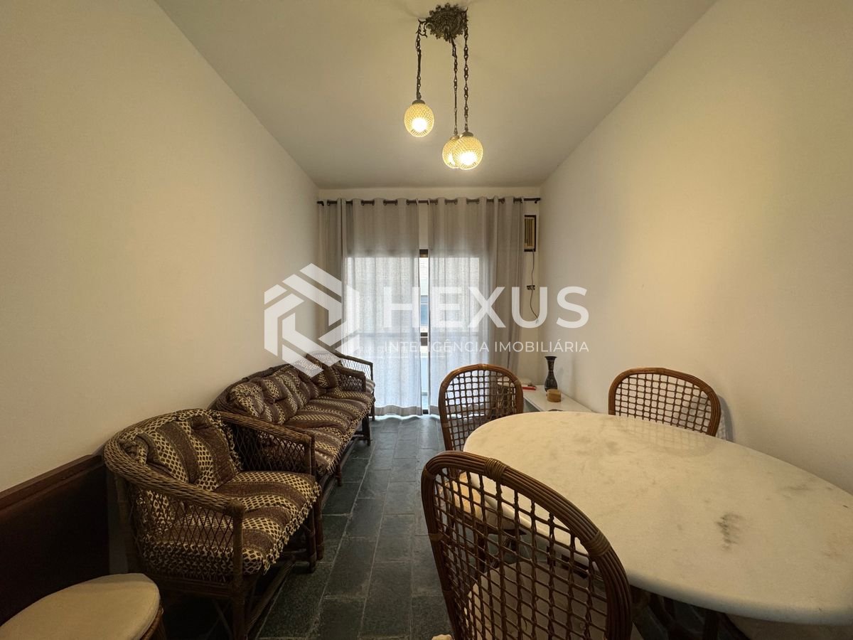 Foto 3 de Apartamento com varanda e lazer a 100m da praia em Aquário na Enseada, Guarujá