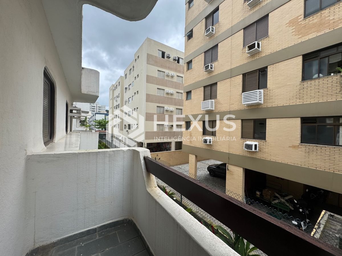 Foto 5 de Apartamento com varanda e lazer a 100m da praia em Aquário na Enseada, Guarujá
