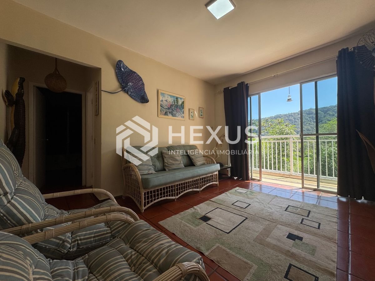 Foto 3 de Apartamento com varanda e lazer a 400m da praia na Enseada, Guarujá