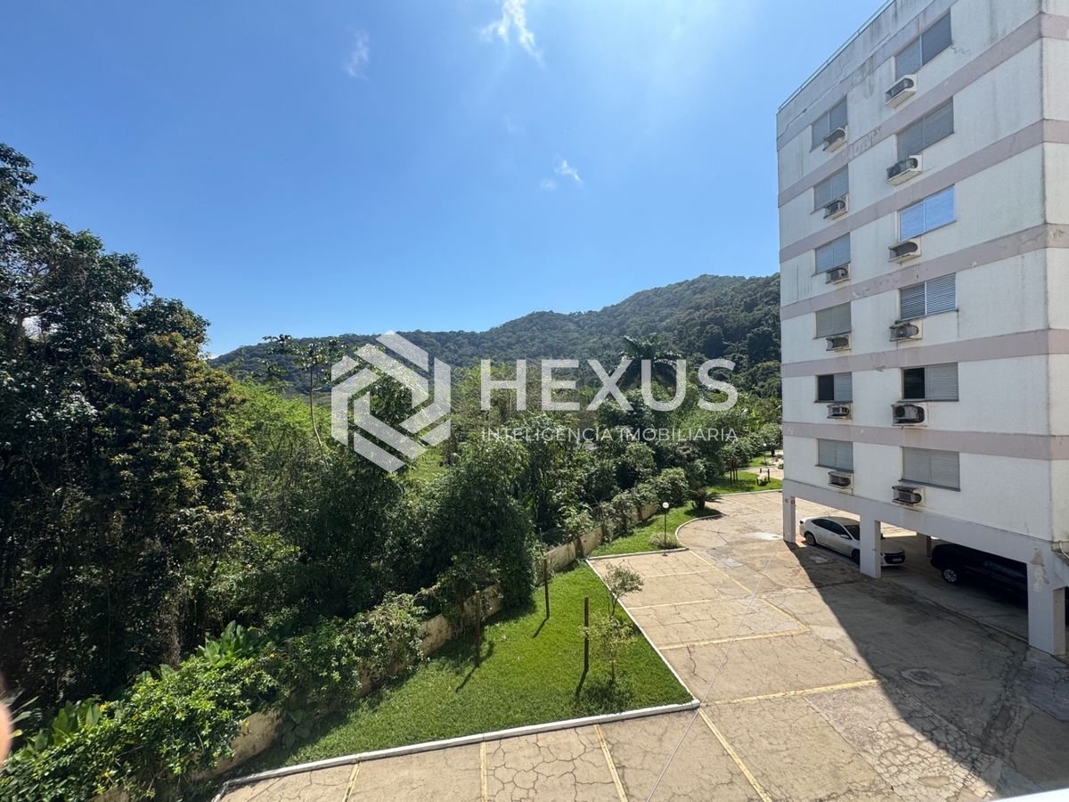 Foto 5 de Apartamento com varanda e lazer a 400m da praia na Enseada, Guarujá