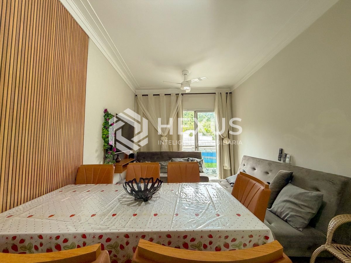 Foto 3 de Apartamento com varanda e lazer a 50m0 da praia na região da Jardim Tejereba na Enseada, Guarujá