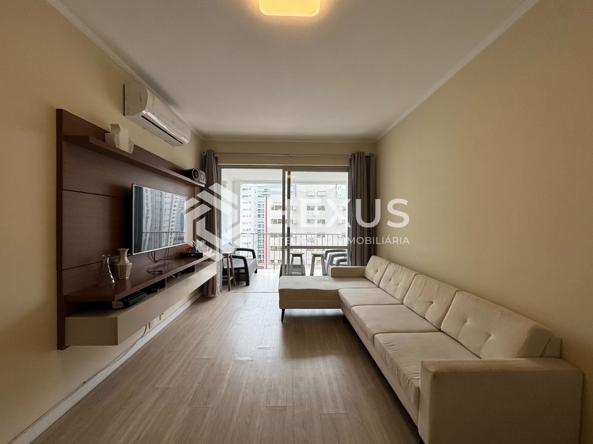 Foto 2 de Apartamento com varanda vista mar e lazer a 100m da praia na região da Barra Funda nas Pitangueiras, Guarujá
