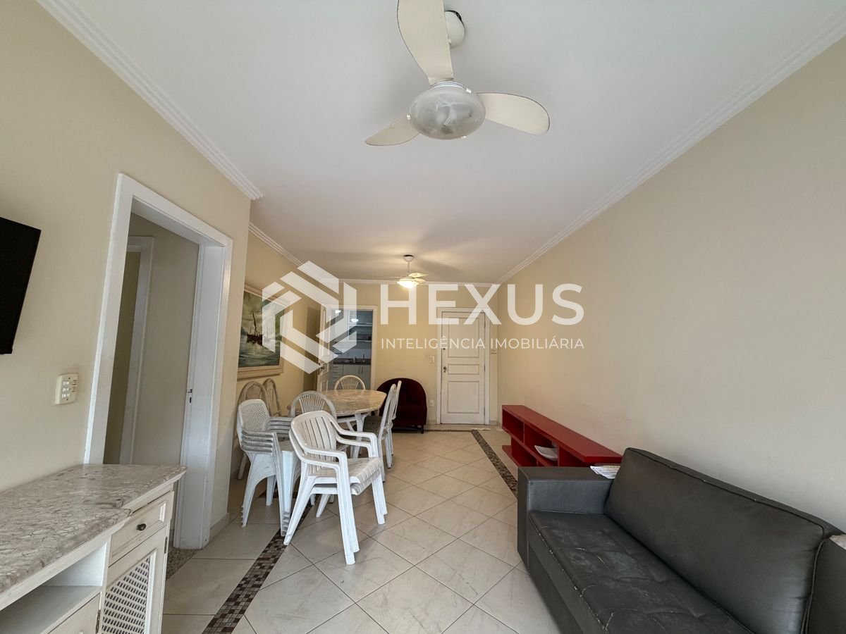 Foto 4 de Apartamento com varanda e lazer a 500m da praia na Enseada, Guarujá