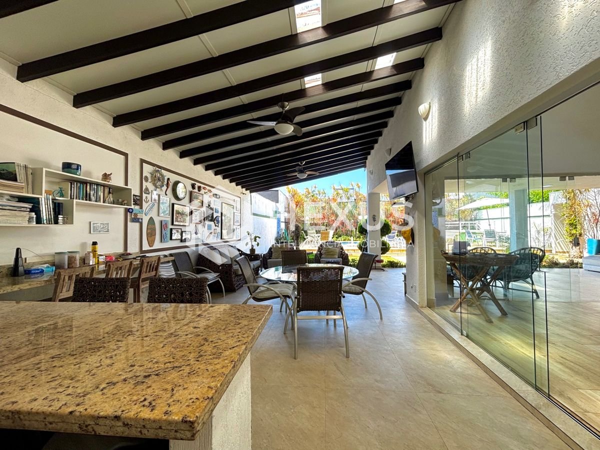 Foto 4 de Casa com piscina e área gourmet no Jardim Acapulco, Guarujá
