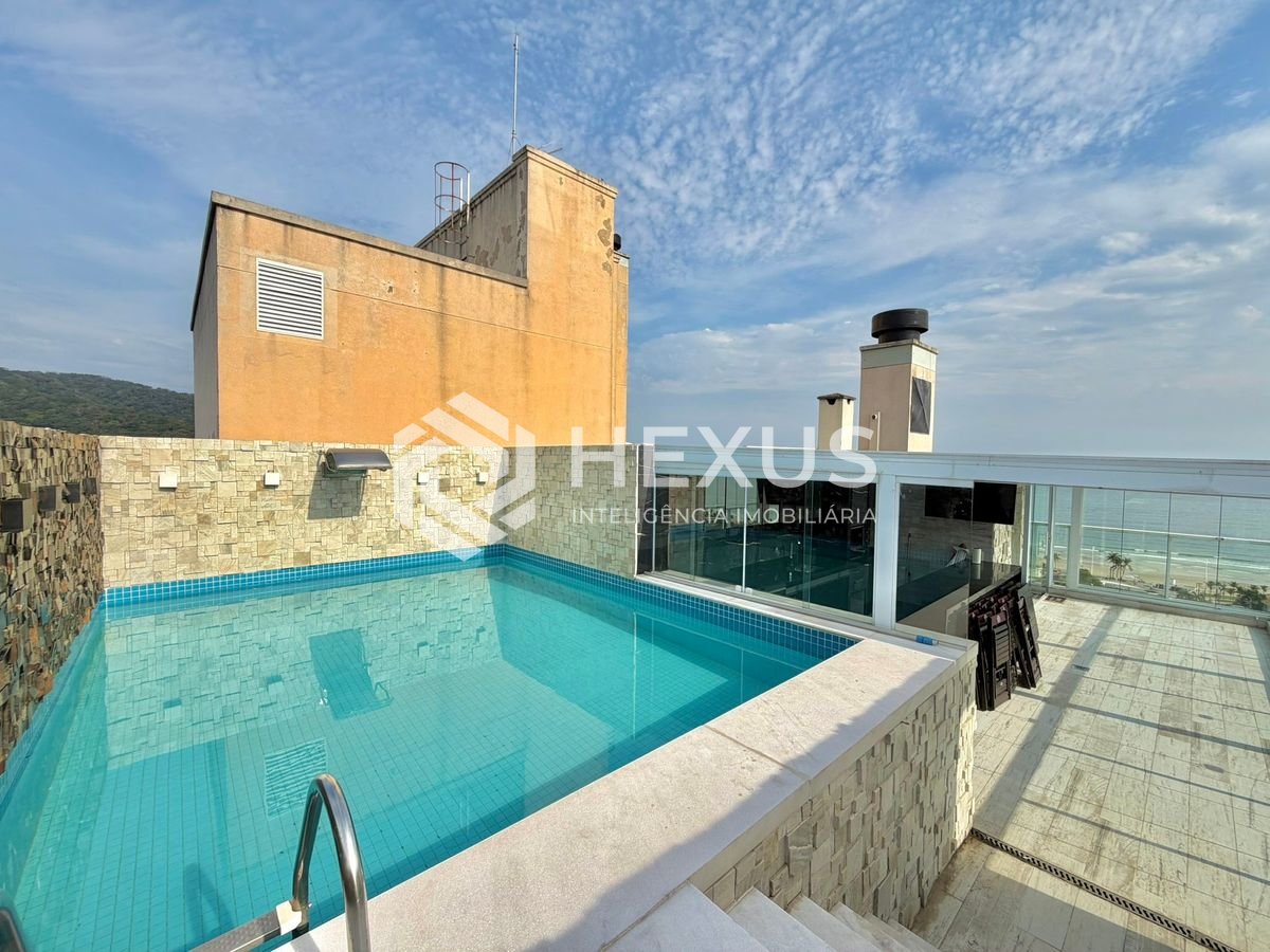 Foto 4 de Cobertura reformada com varanda gourmet vista mar e lazer na Enseada, Guarujá