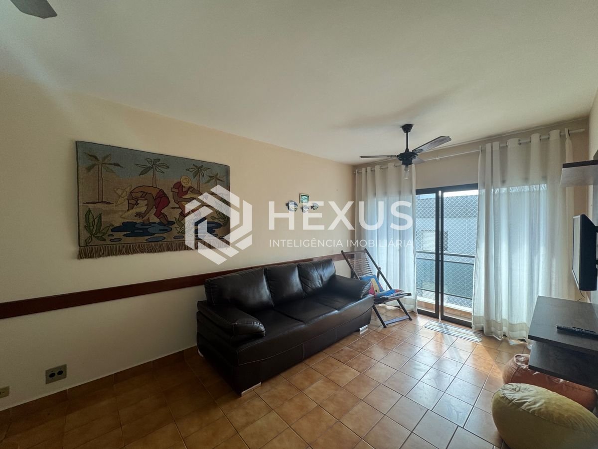 Foto 5 de Apartamento com varanda a 450m da praia na região do Aquário na Enseada, Guarujá