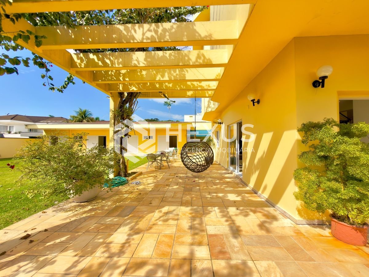 Foto 5 de Casa de alto padrão com piscina e área gourmet no Jardim Acapulco, Guarujá