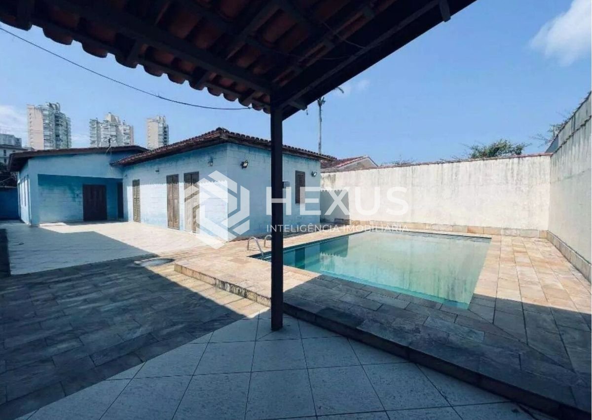 Casa na Enseada — foto 1