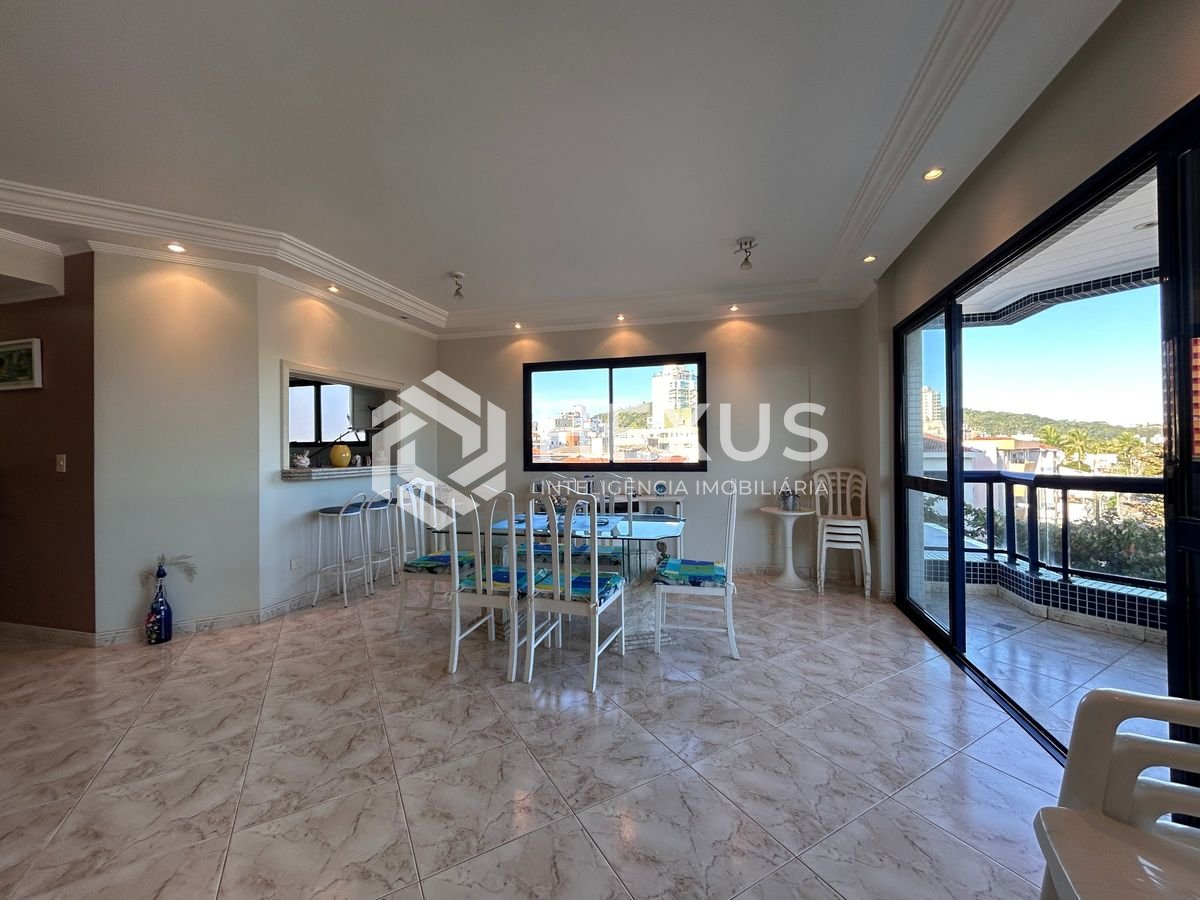 Foto 3 de Apartamento com varanda vista mar e lazer na região da Tortuga na Enseada, Guarujá