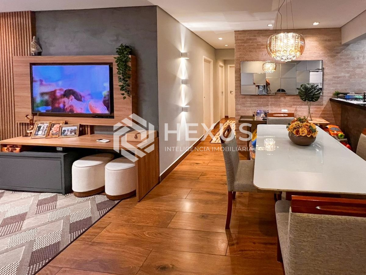 Foto 4 de Apartamento reformado com varanda gourmet vista mar no Jardim Astúrias, Guarujá