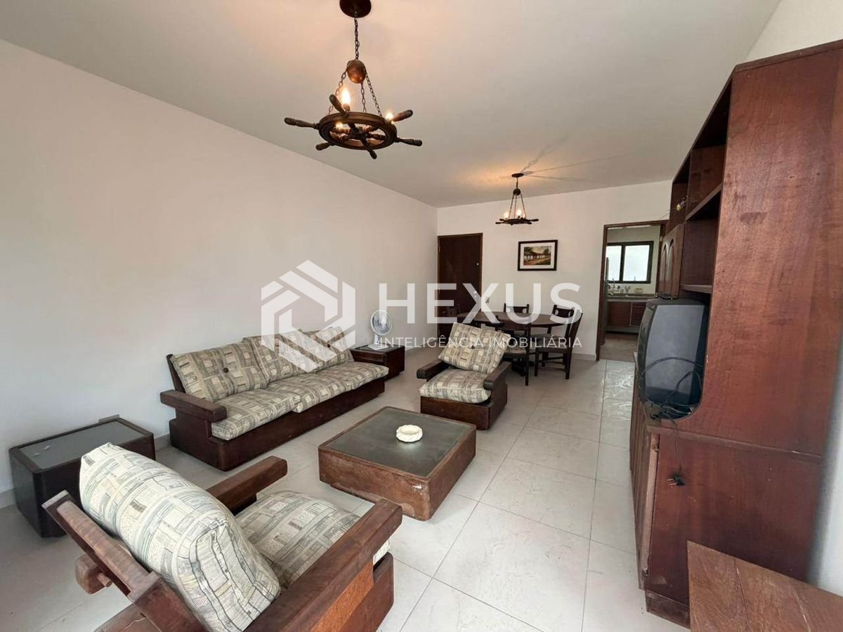 Foto 3 de Apartamento com varanda e lazer a 300m da praia na região do Tortugas na Enseada, Guarujá