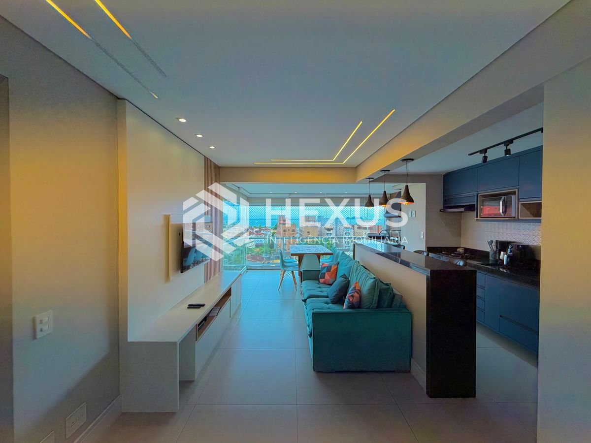 Foto 4 de Apartamento reformado com varanda gourmet vista mar e lazer na Enseada, Guarujá