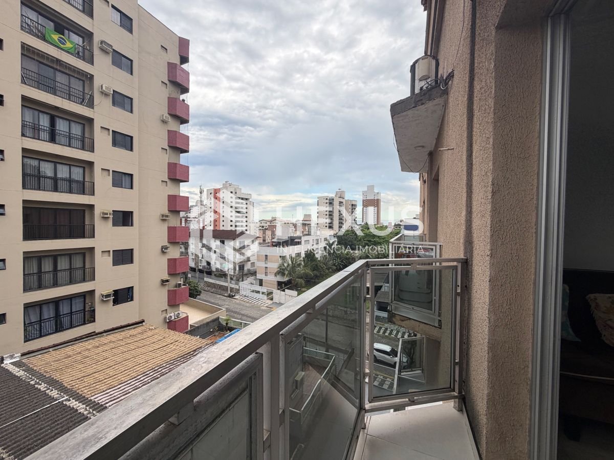 Apartamento na Enseada — foto 1