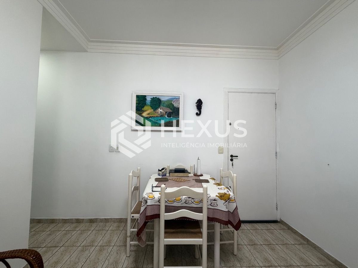 Foto 5 de Apartamento com varanda e lazer a 500m da praia na Enseada, Guarujá