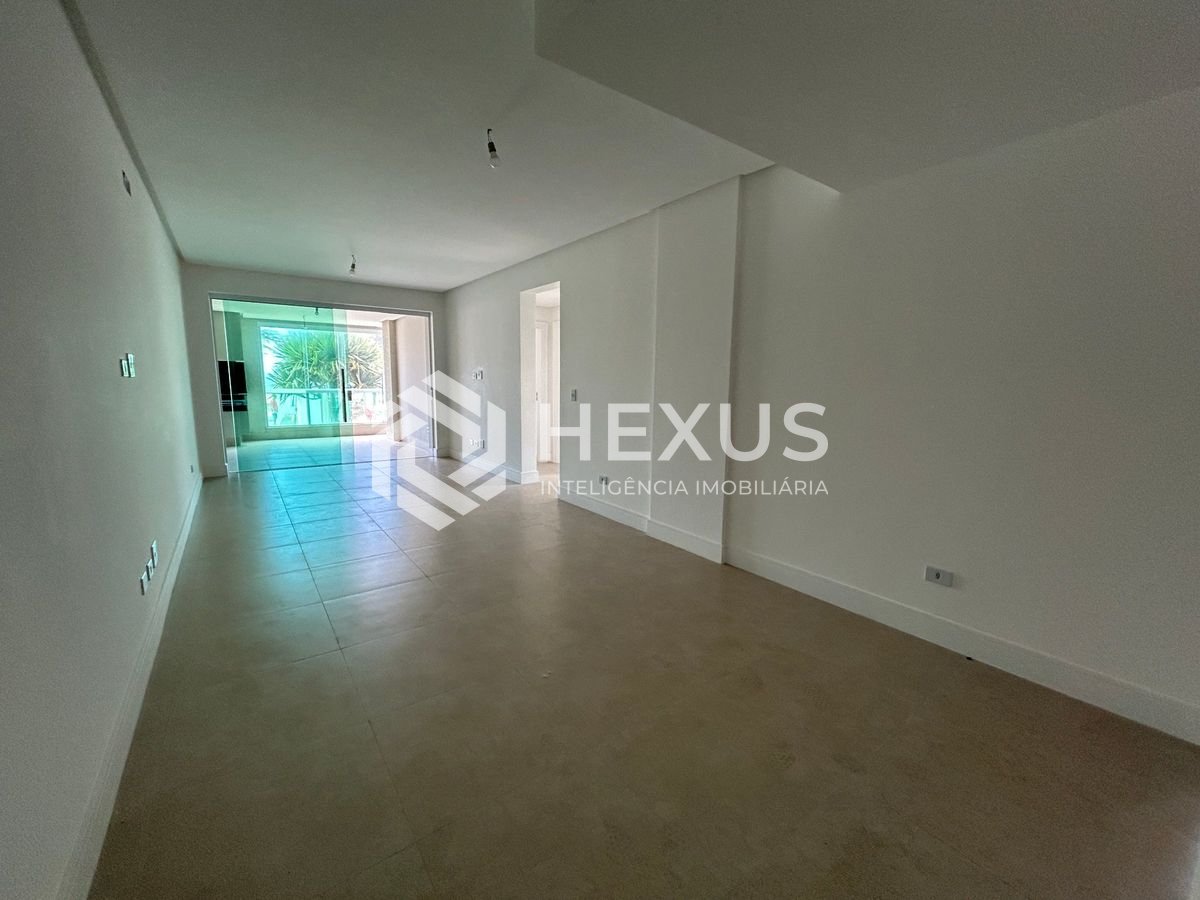 Apartamento na Enseada — foto 2