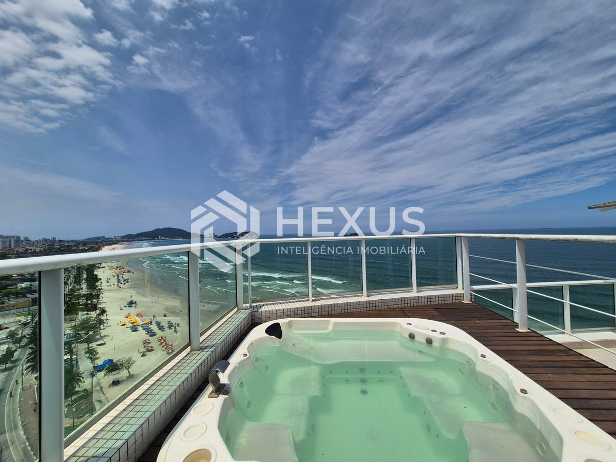 Cobertura reformada frente mar com varanda gourmet vista mar na Enseada, Guarujá