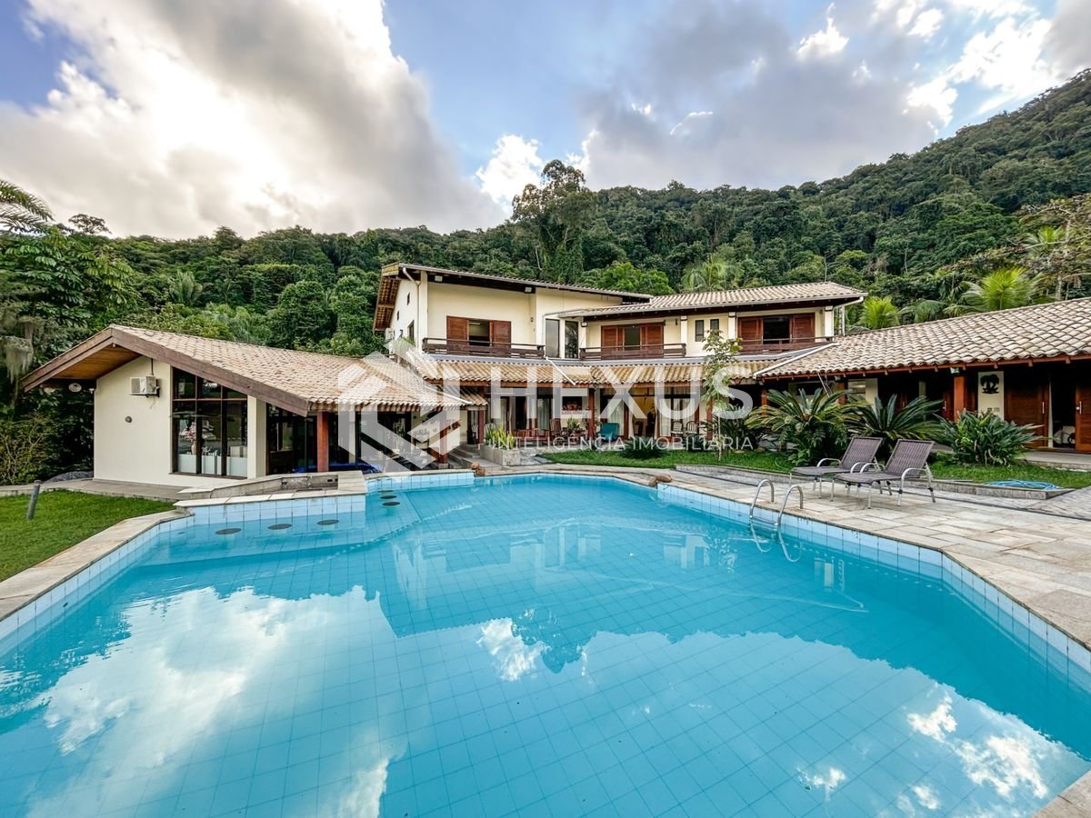 Casa na Enseada — foto 1