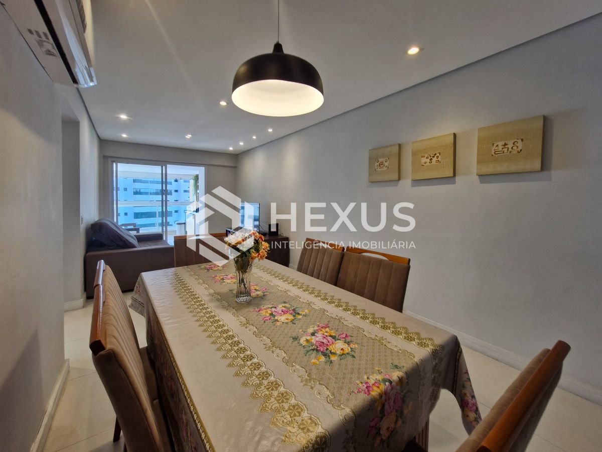 Foto 5 de Apartamento reformado com varanda gourmet vista mar na beira mar no Jardim Astúrias, Guarujá