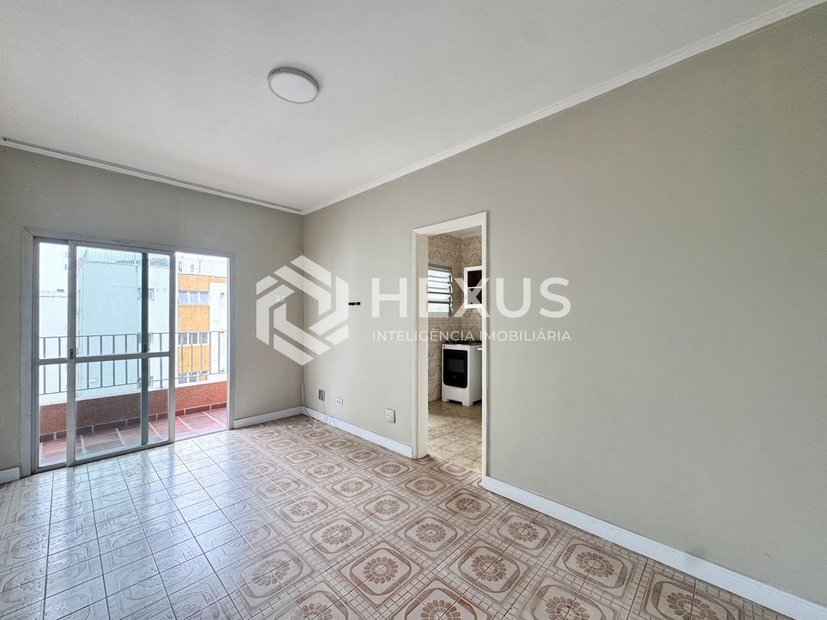 Foto 3 de Apartamento com varanda vista mar a 2 quadras da praia na região da Barra Funda nas Pitangueiras, Guarujá
