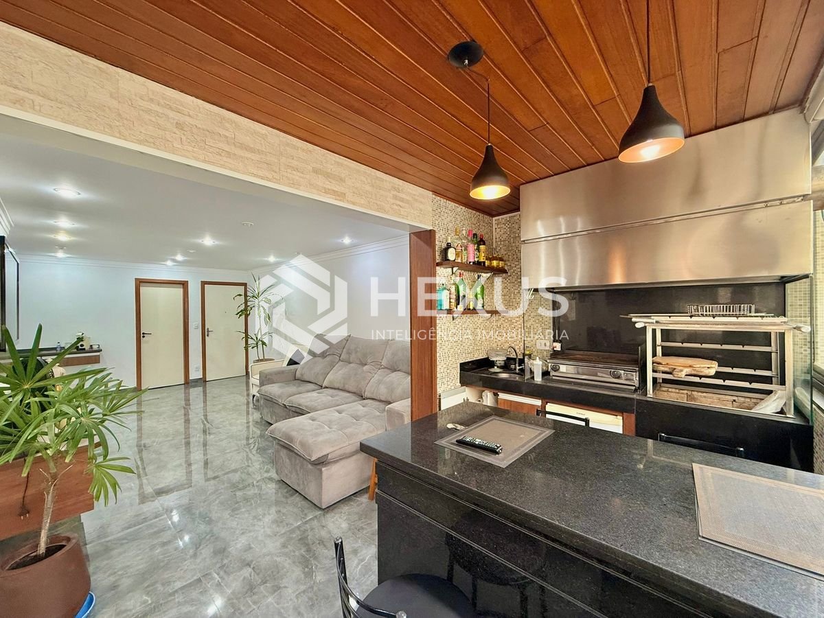 Apartamento na Enseada — foto 1