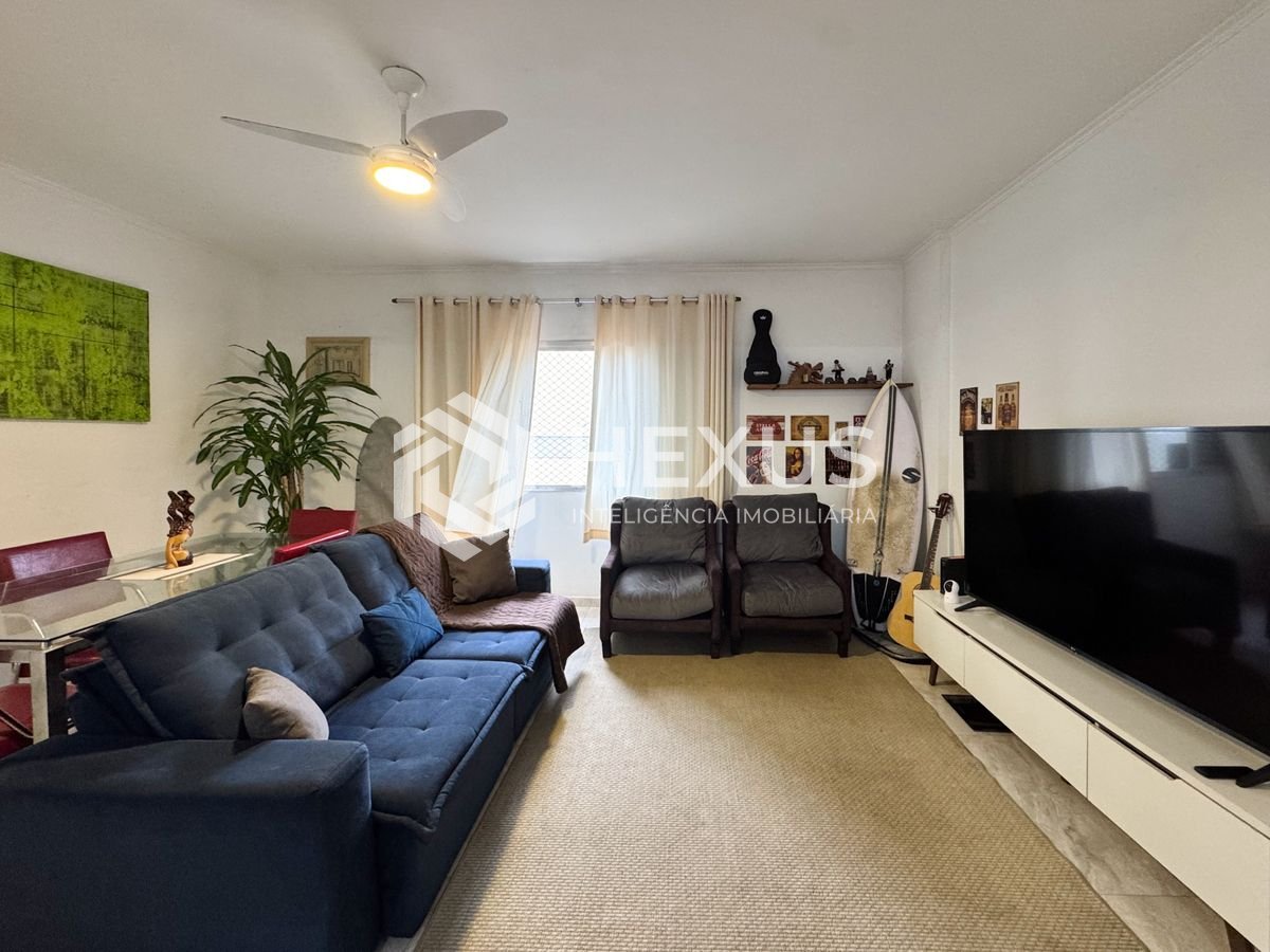 Foto 4 de Apartamento reformado a 250m da praia no Jardim Astúrias, Guarujá