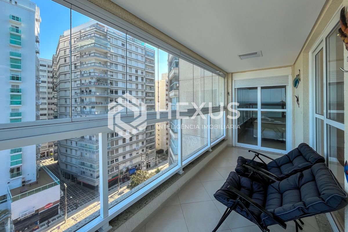 Foto 5 de Apartamento reformado frente mar com varanda gourmet vista mar e lazer nas Pitangueiras, Guarujá
