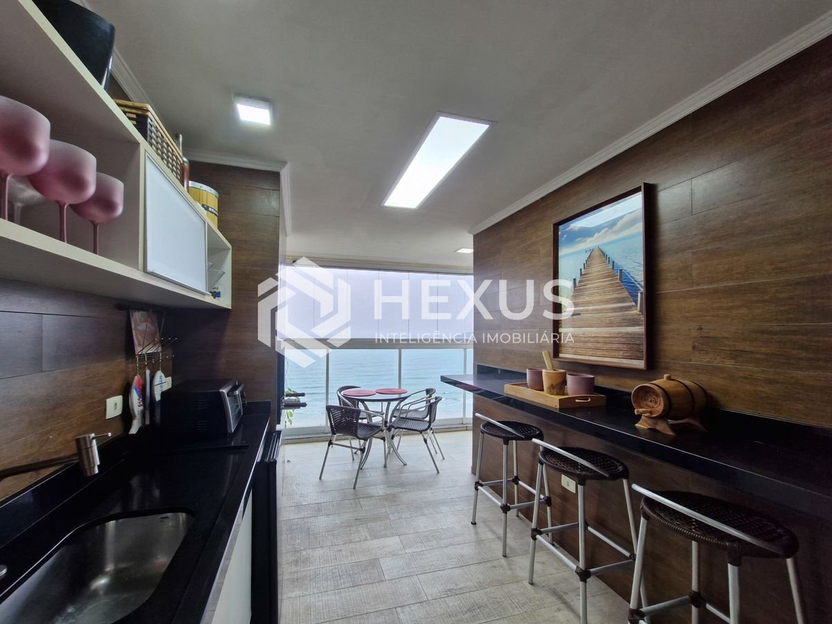 Foto 5 de Apartamento com varanda gourmet vista mar e lazer a 1 quadra da praia no Tombo, Guarujá