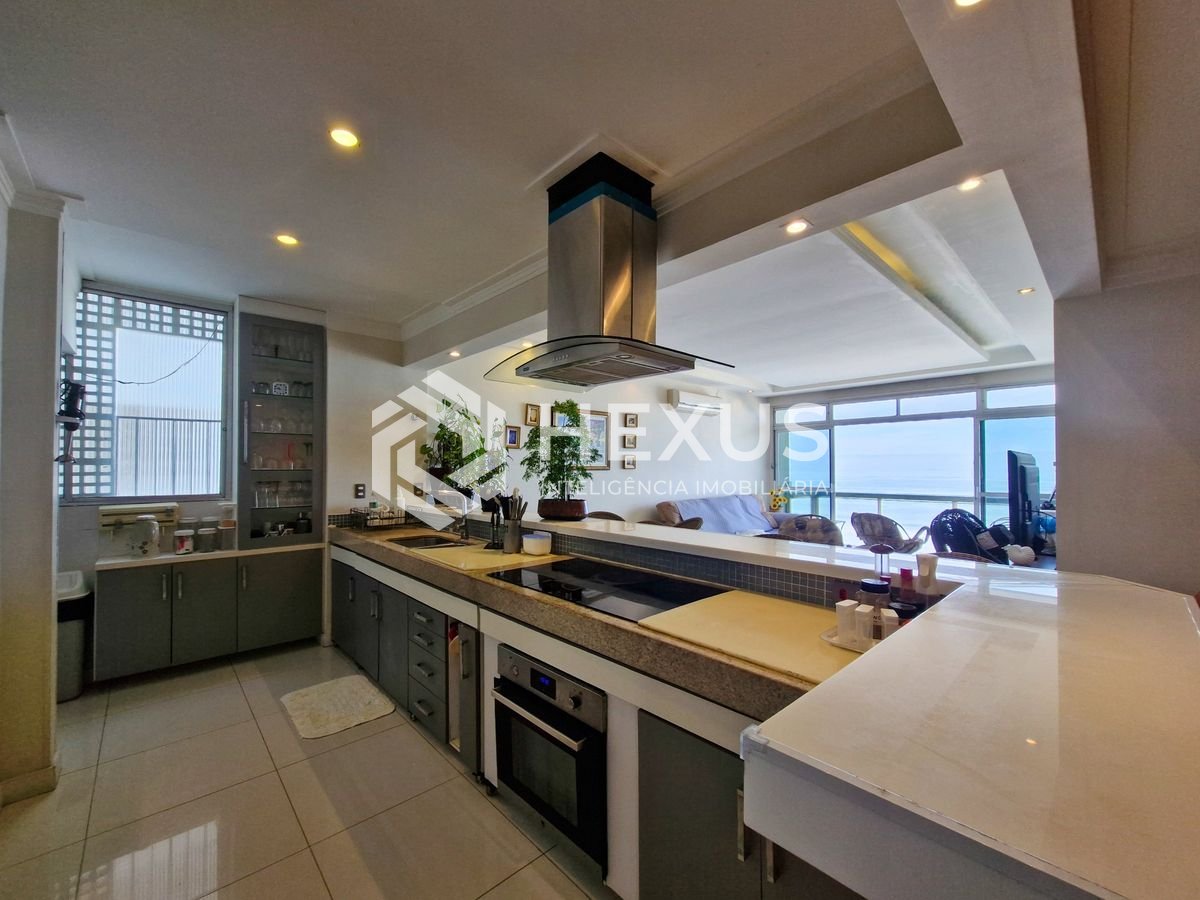 Apartamento em Pitangueiras — foto 1
