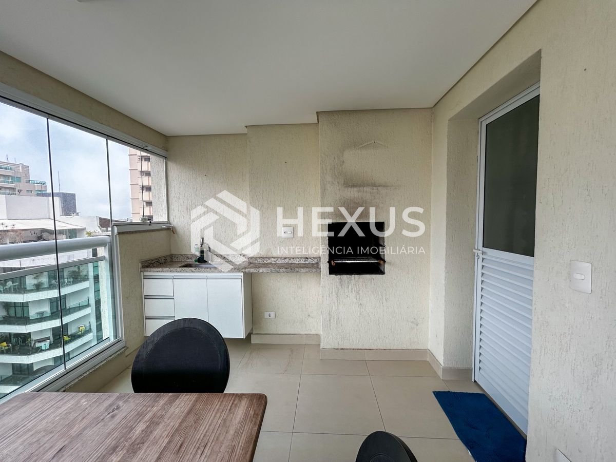Foto 5 de Apartamento com varanda e lazer a 300m da praia na região da Brunella na Enseada, Guarujá
