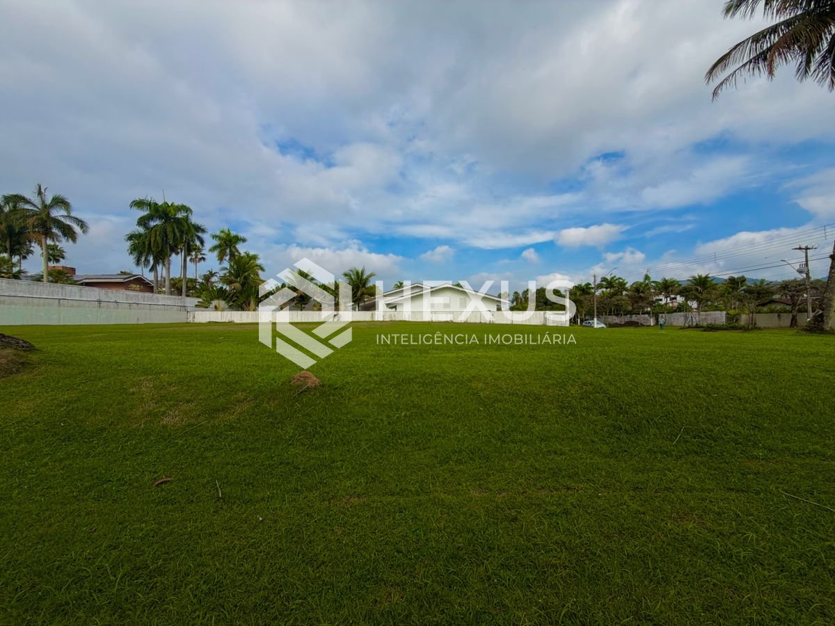 Foto 5 de Terreno de 1.982 m² frente avenida no Jardim Acapulco, Guarujá