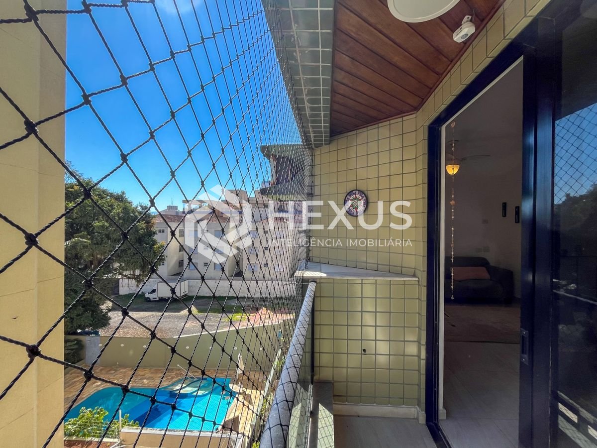 Foto 4 de Apartamento com varanda e lazer na região do Tortugas na Enseada, Guarujá
