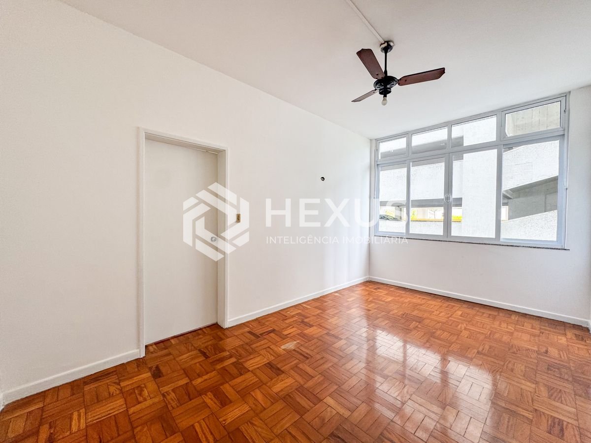 Foto 5 de Apartamento a 50m da praia nas Pitangueiras, Guarujá