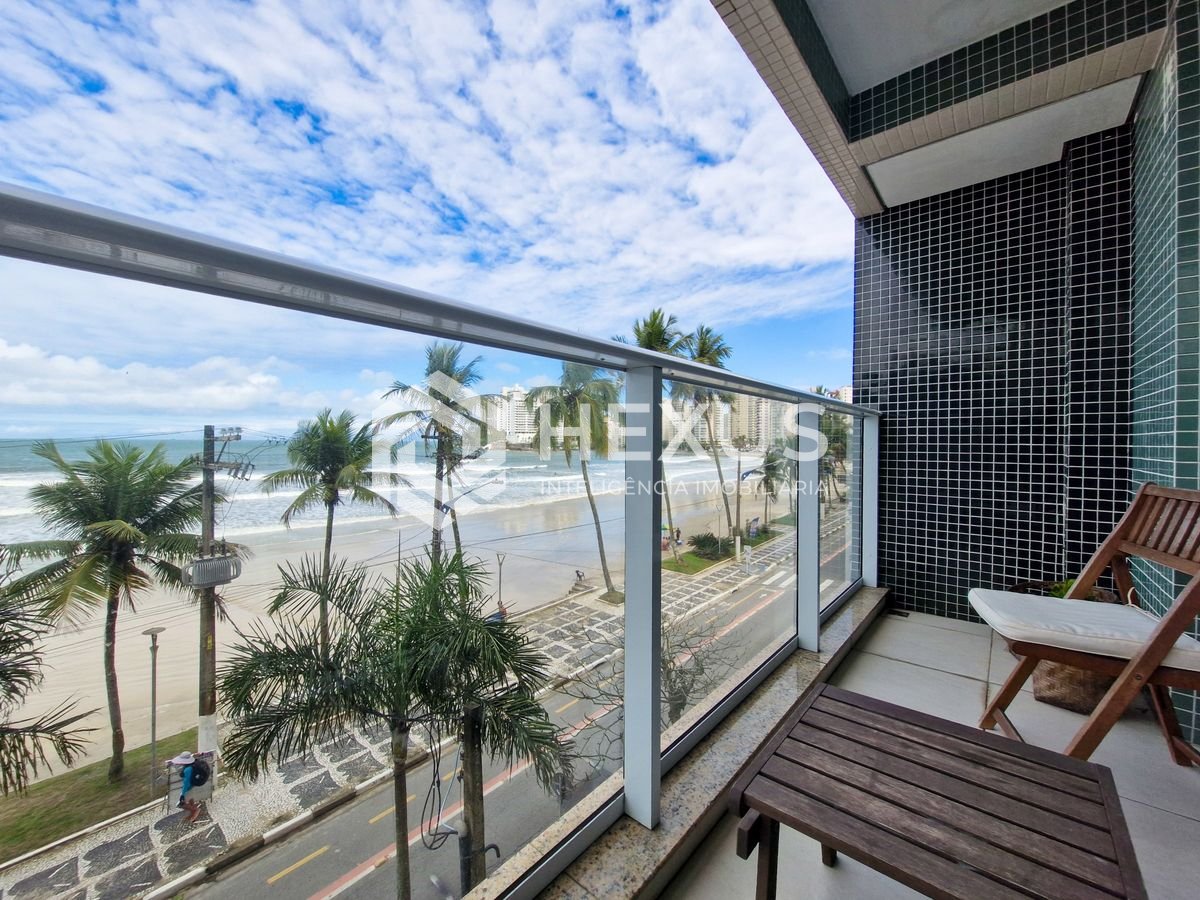 Foto 5 de Apartamento frente mar com varanda vista mar e lazer no Jardim Astúrias, Guarujá