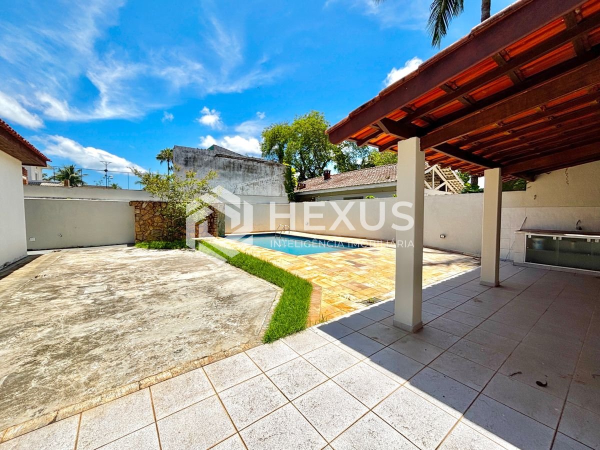 Foto 5 de Casa com piscina e área gourmet no Jardim Acapulco, Guarujá