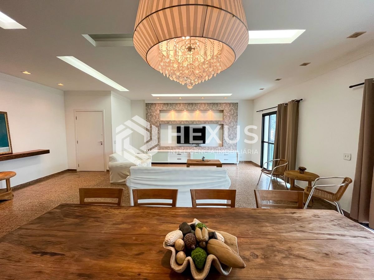Foto 4 de Apartamento com varanda e lazer nas Pitangueiras, Guarujá