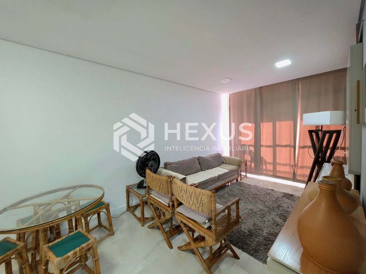 Foto 5 de Apartamento com varanda e lazer a 2 quadras da praia nas Pitangueiras, Guarujá