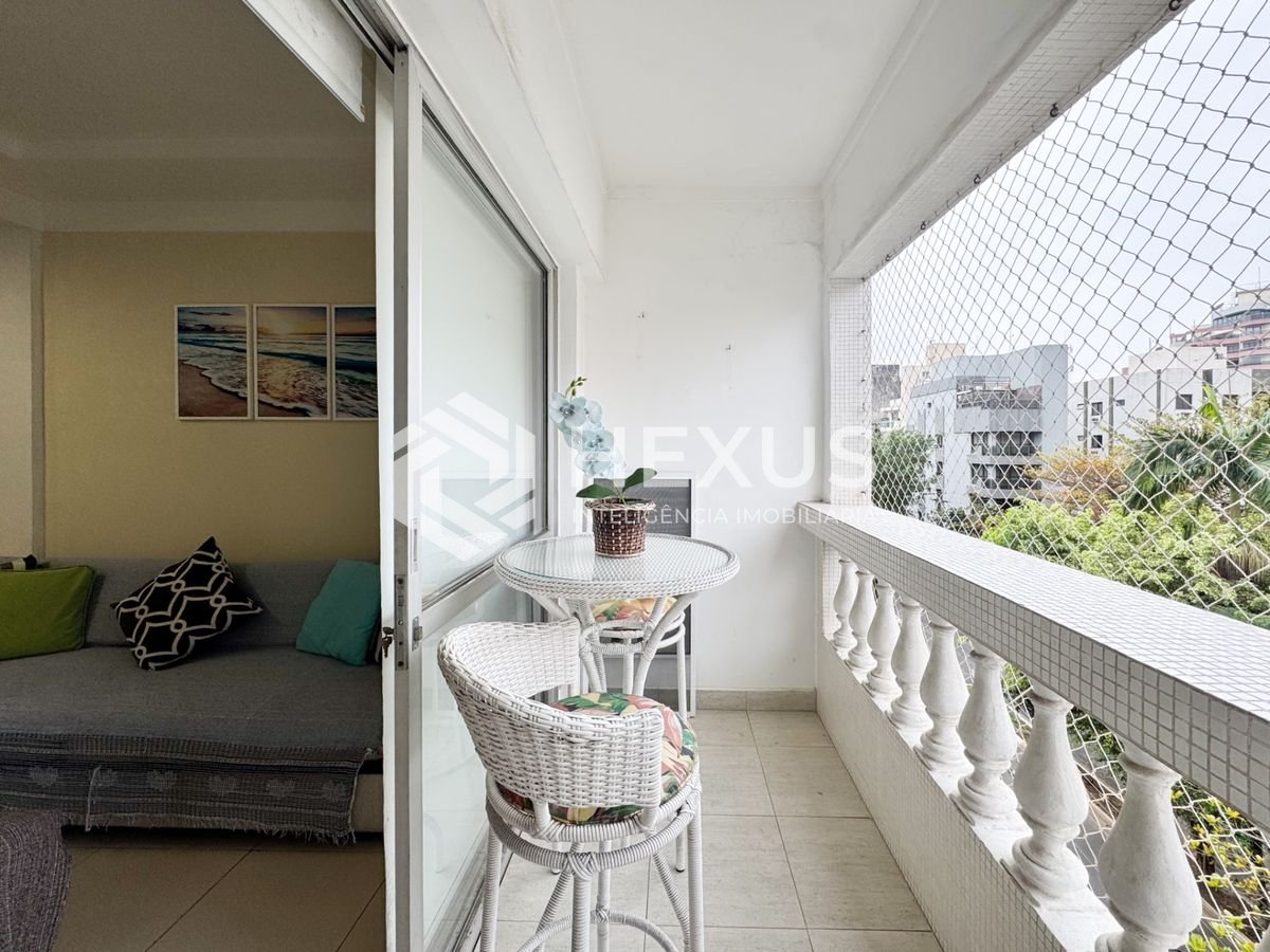 Foto 4 de Apartamento com varanda e lazer na Enseada, Guarujá