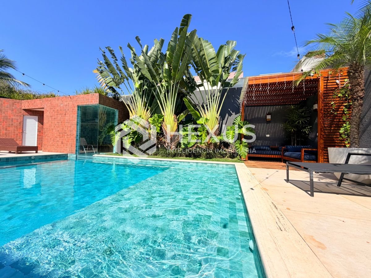Foto 5 de Oportunidade no Condomínio Jardim Acapulco c/ 7 Suítes