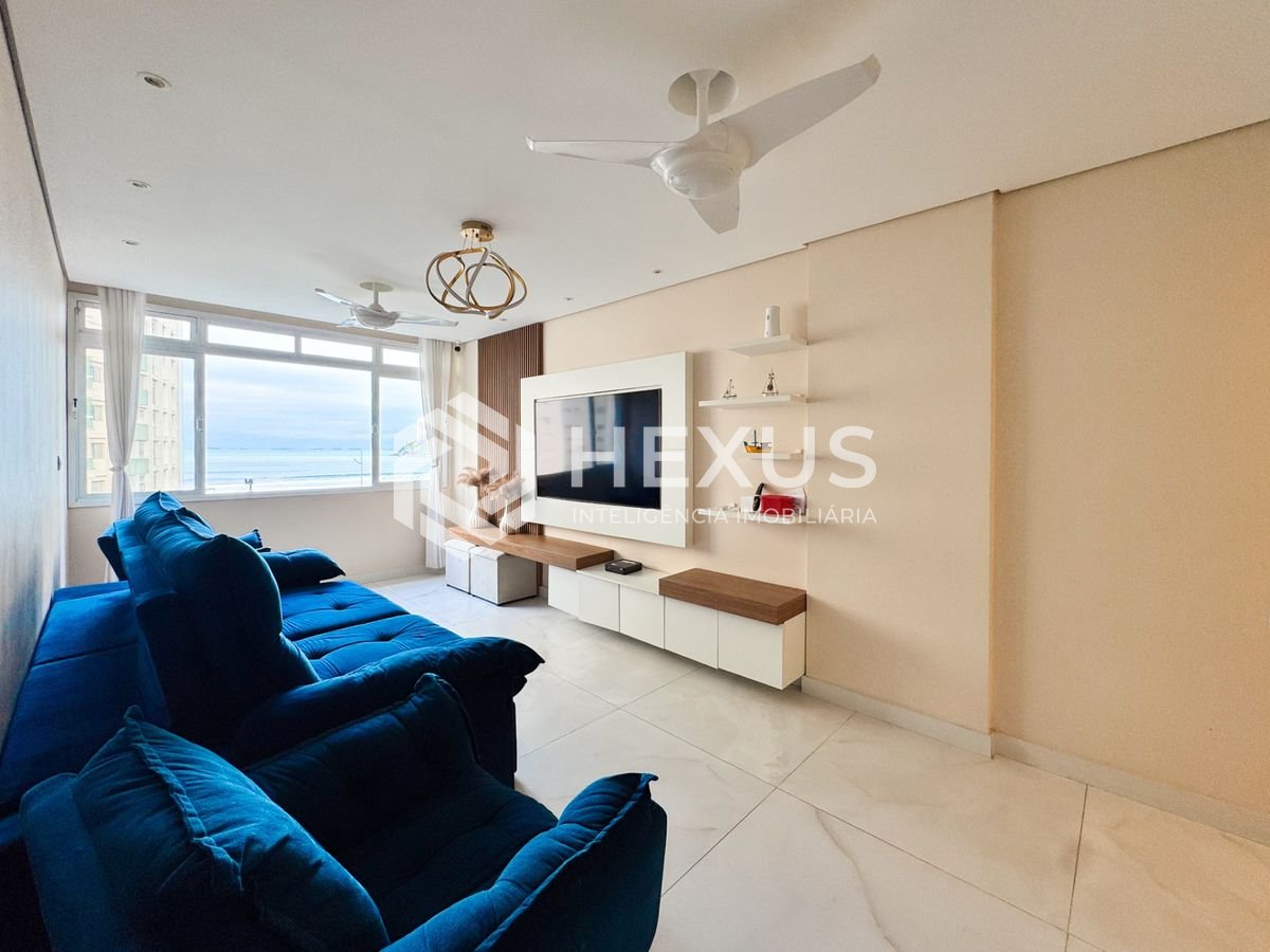 Foto 3 de Apartamento beira mar com vista mar nas Pitangueiras, Guarujá